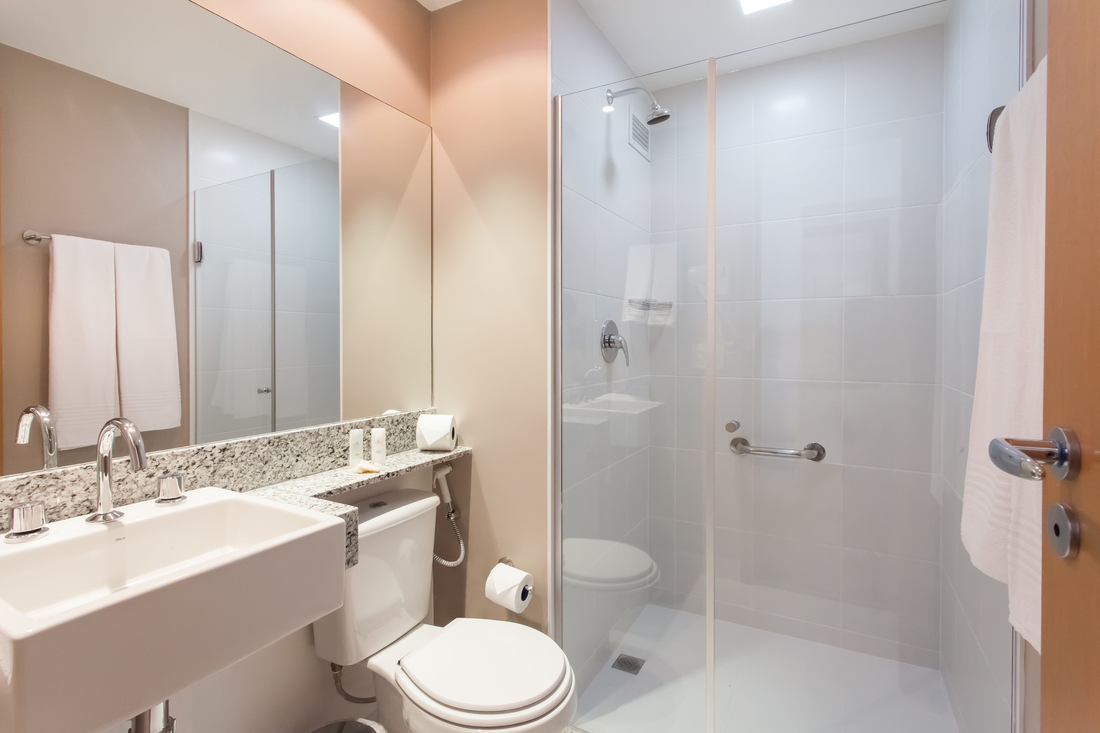 shower, free toiletries, hair dryer, towels