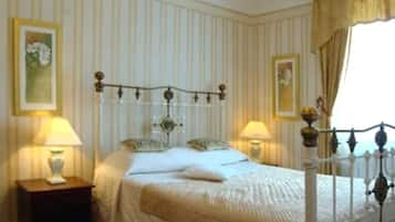 Superior Suite, Ensuite | In-room safe, iron/ironing board, free WiFi