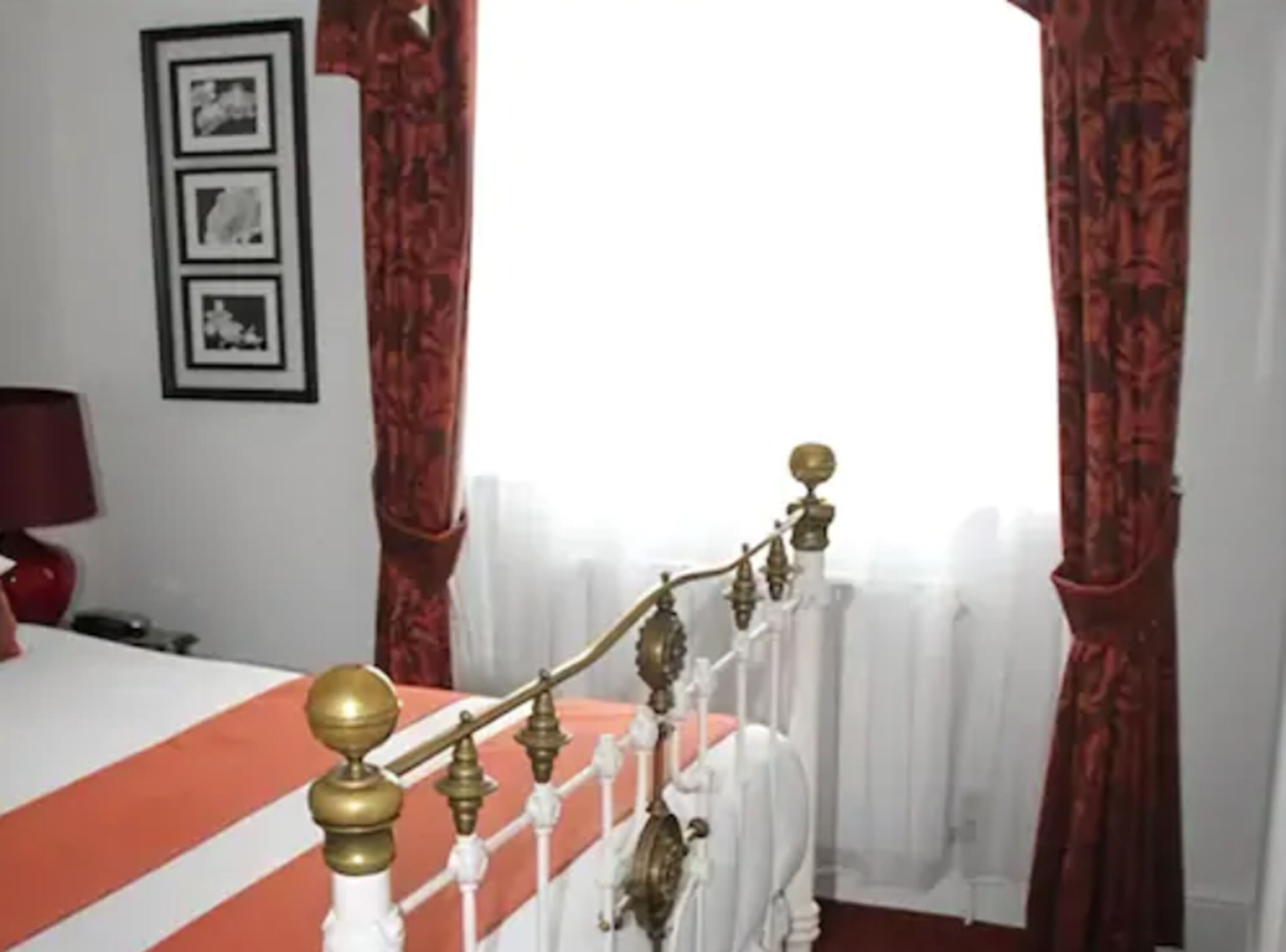 superior double room, ensuite | in-room safe, iron/ironing board, free wifi