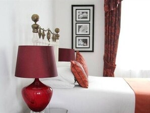 Superior Double Room, Ensuite | In-room safe, iron/ironing board, free WiFi - Thanington Hotel (Canterbury)