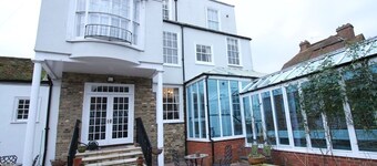 โรงแรม Thanington