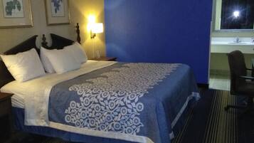 Kamar, 1 Tempat Tidur King, Bebas Asap Rokok | Kedap suara, setrika/meja setrika, Wi-Fi gratis, dan jam alarm