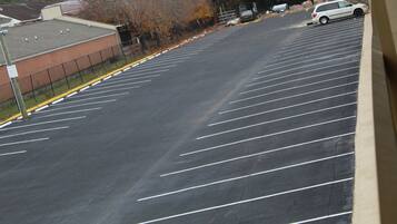 Parkir mandiri gratis