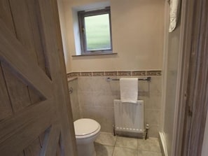 Standard Double Room, Ensuite | Bathroom