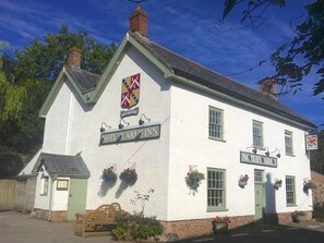 Exterior - The Notley Arms Inn (Taunton)