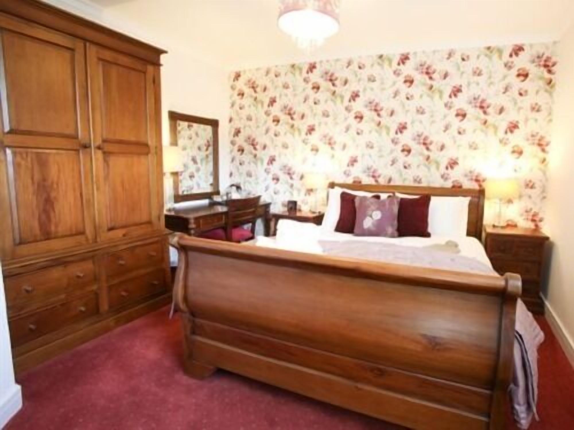 Chambre Double Supérieure, salle de bains attenante