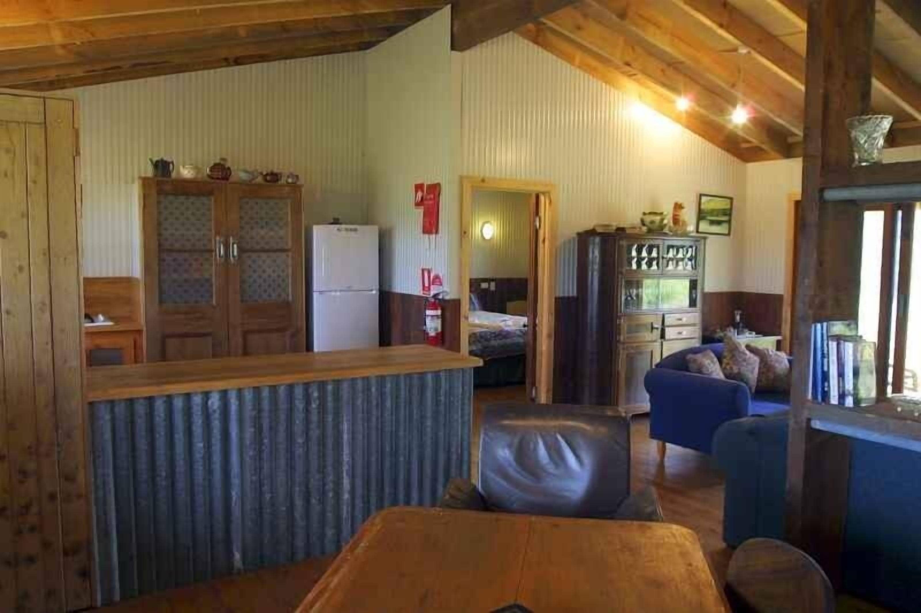 40-inch flat-screen TV with satellite channels, TV, fireplace