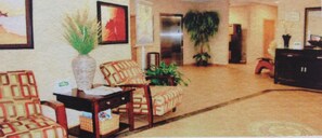 Interior - The Soluna Hotel (El Paso)