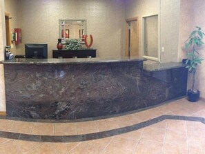 Lobby - The Soluna Hotel (El Paso)