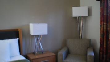 Standard Room | Iron/ironing board, free WiFi, bed sheets