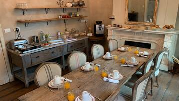 Frokostbuffé er inkludert