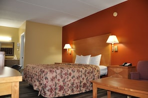 Standard Room, 1 King Bed | Iron/ironing board, free WiFi, bed sheets