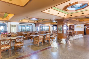 Restaurant - Capital O 1115 Wang Thong Hotel Maesai (Mae Sai)