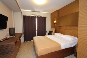 Rom – standard | Minibar, skrivebord og wi-fi (mot et tillegg)