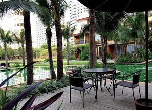 Porch - Villa Thongbura (Pattaya)
