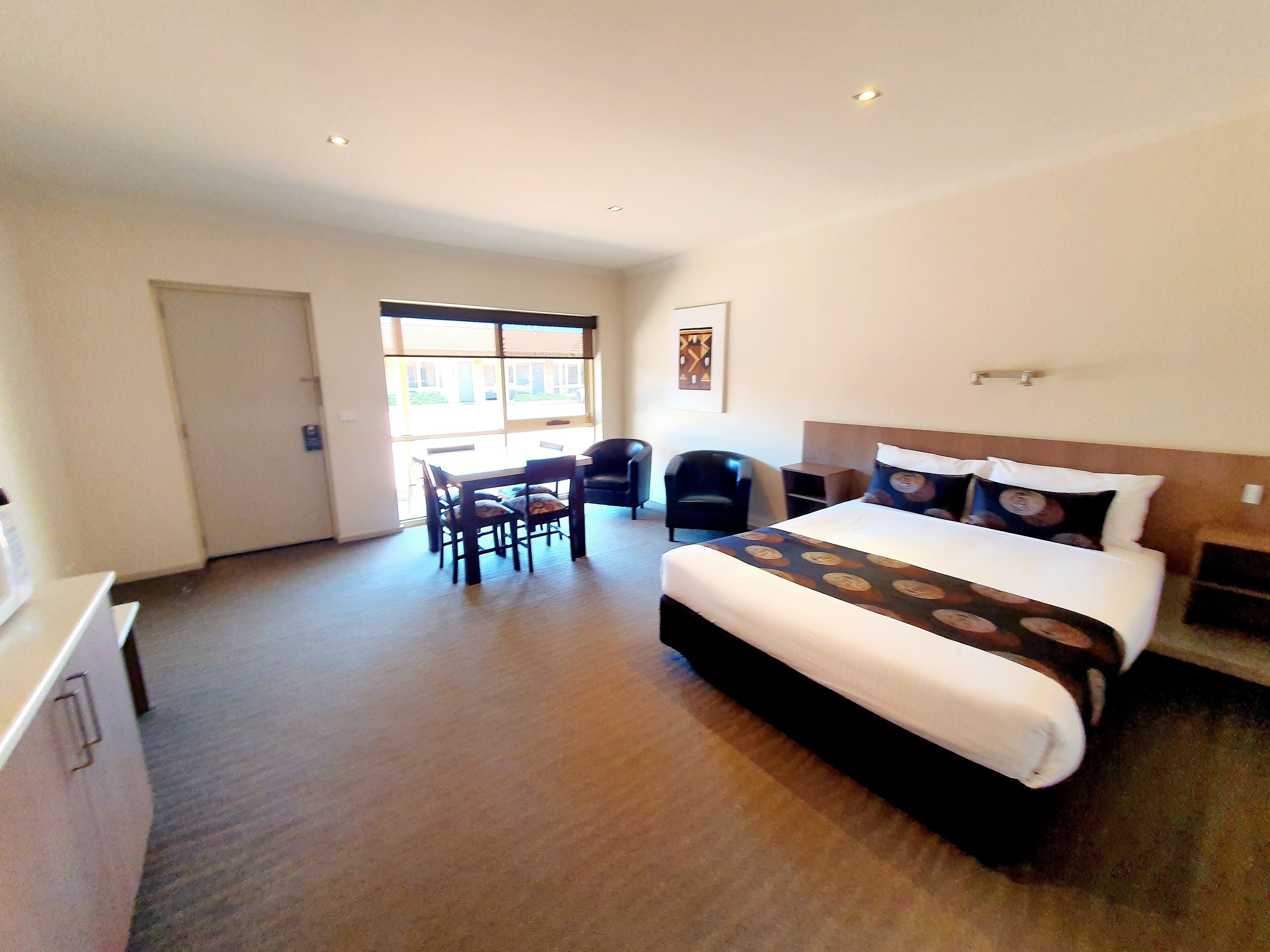 Photo - Werribee Park Motor Inn