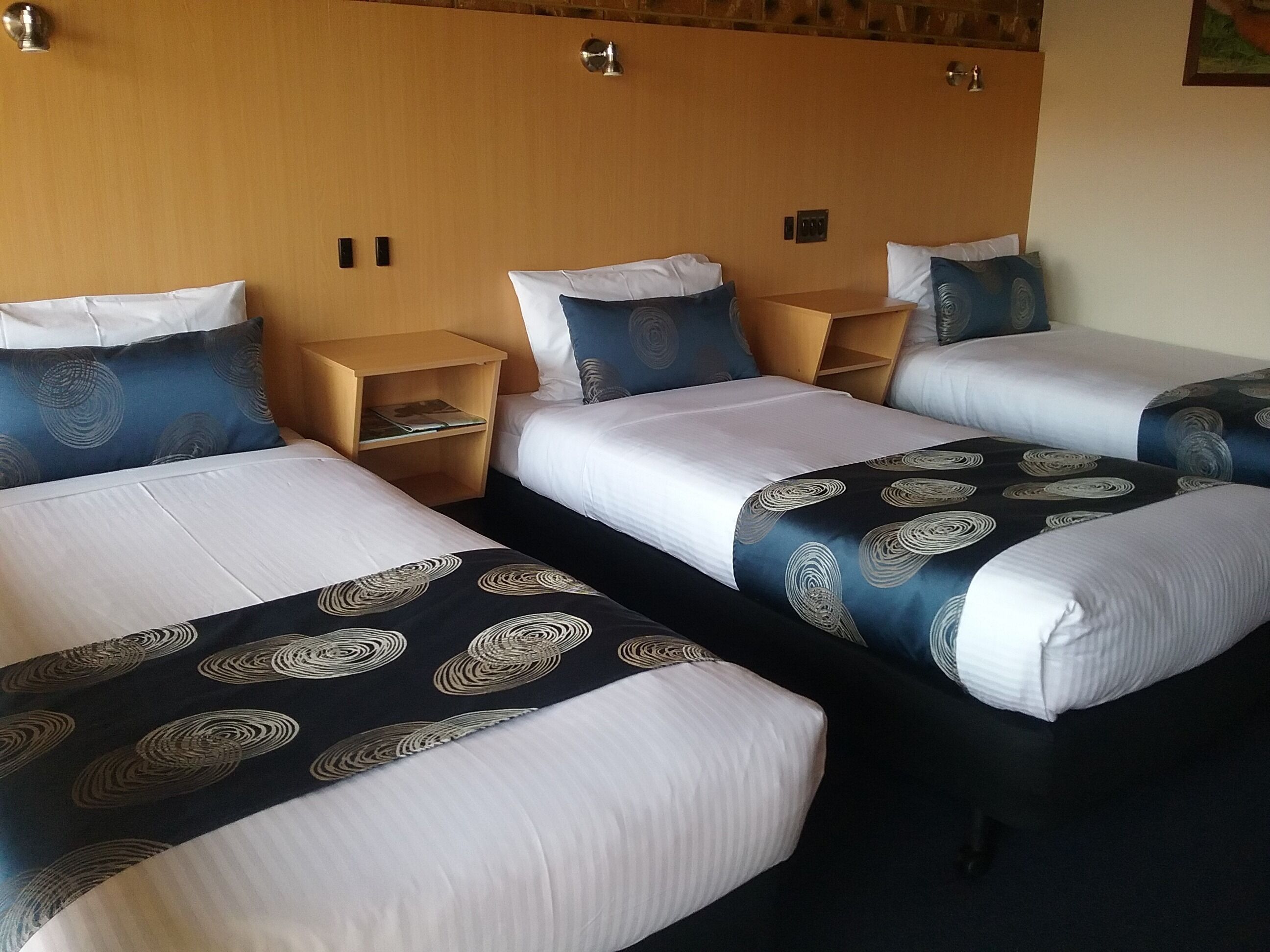 Photo - Werribee Park Motor Inn