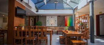 PekingUni Photography theme Hotel