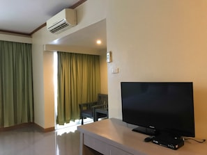 Deluxe Bathtub | Caja de seguridad en la habitación, camas extra y wifi gratis