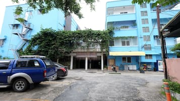 Free self-parking