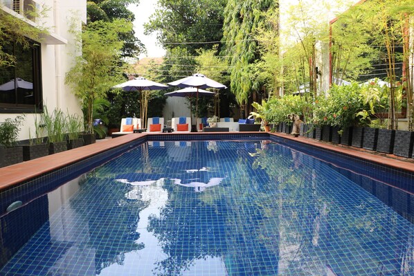 Piscina
