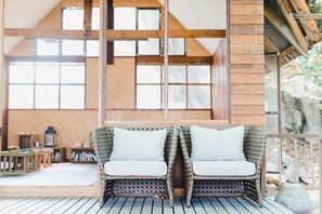 Library - Koh Munnork Private Island (Koh Mun Nork)