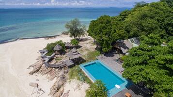 Outdoor pool, open 7 AM to 7 PM, pool umbrellas, sun loungers