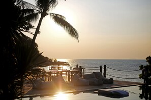 Food and drink - Koh Munnork Private Island (Koh Mun Nork)