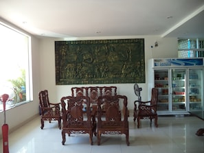 Khu tiếp khách ở sảnh
