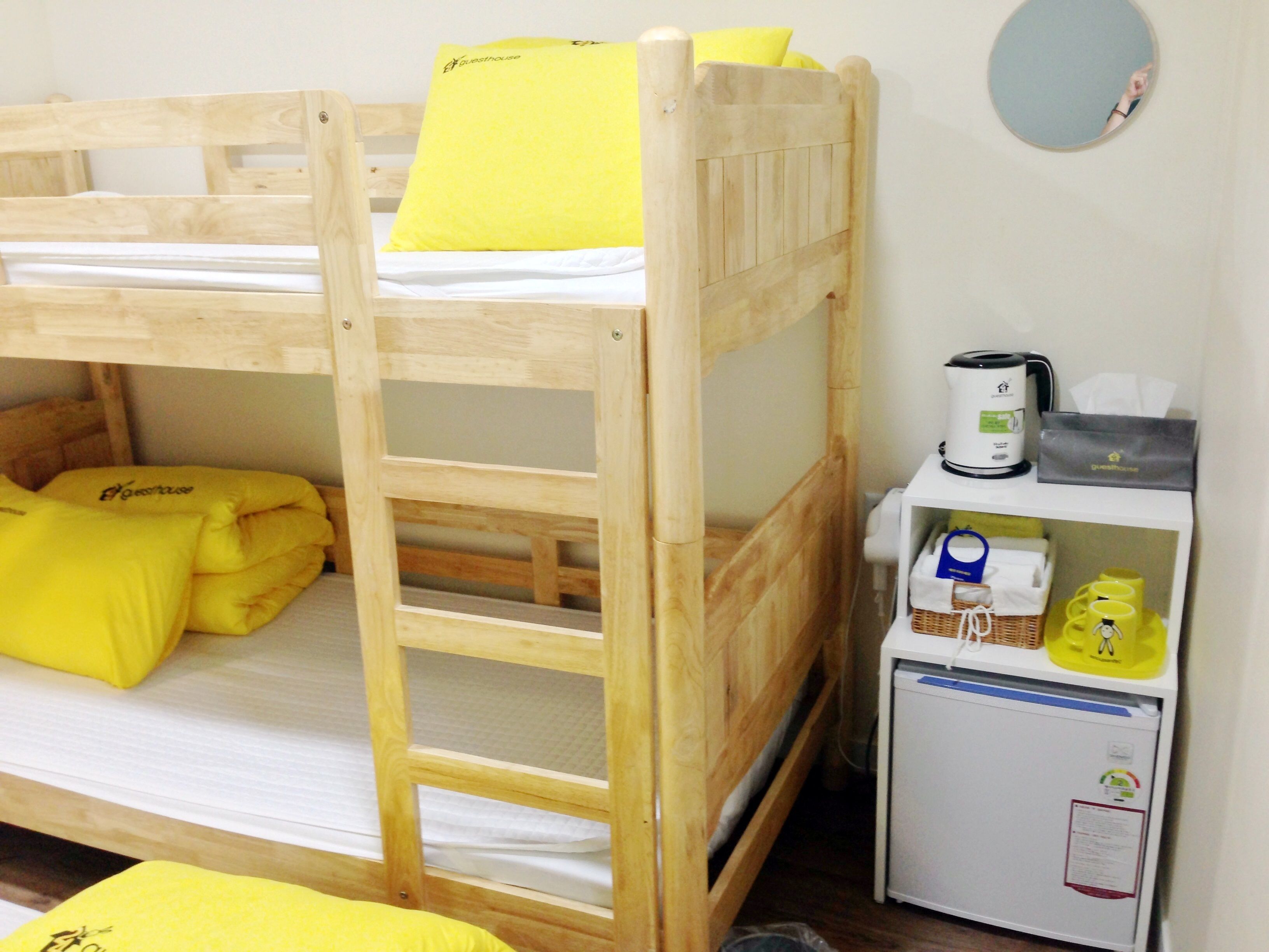 economy triple room (bunk bed with extra trundle) | down duvets, free wifi, bed sheets, wheelchair access