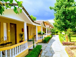 Cottage | Balcony view