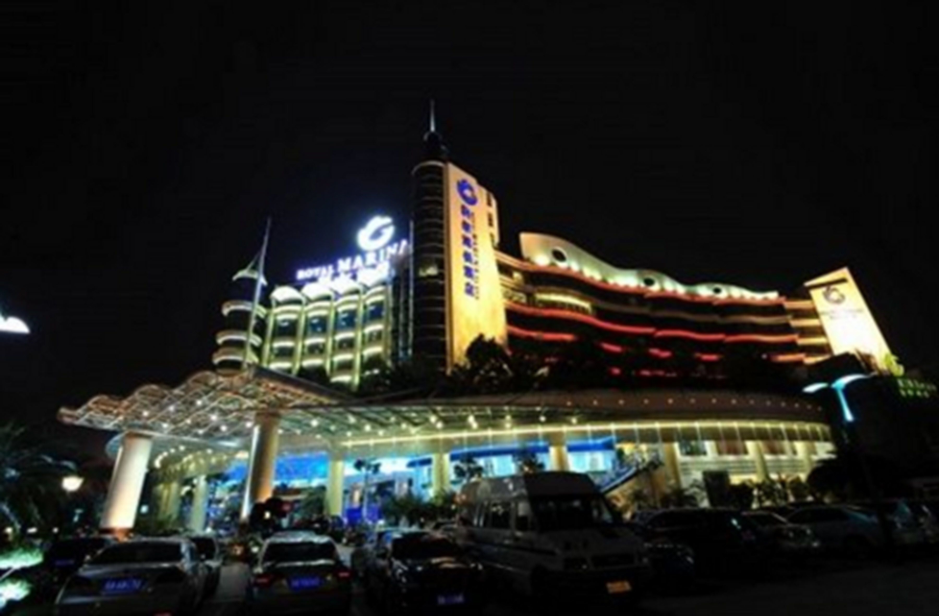 Photo - Royal Marina Plaza