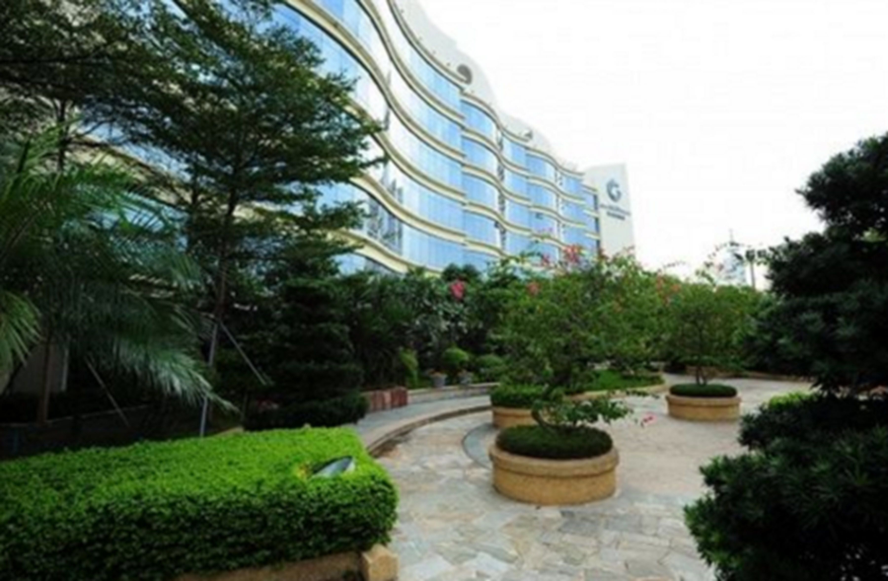 Photo - Royal Marina Plaza
