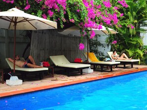 Suite Single Room with Free Airport Pickup | Brankas, tempat tidur lipat/tambahan, dan Wi-Fi gratis