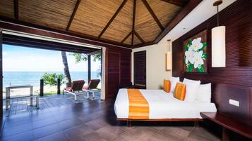 Bungalow, junto a la playa | Caja fuerte, escritorio, sistema de insonorización