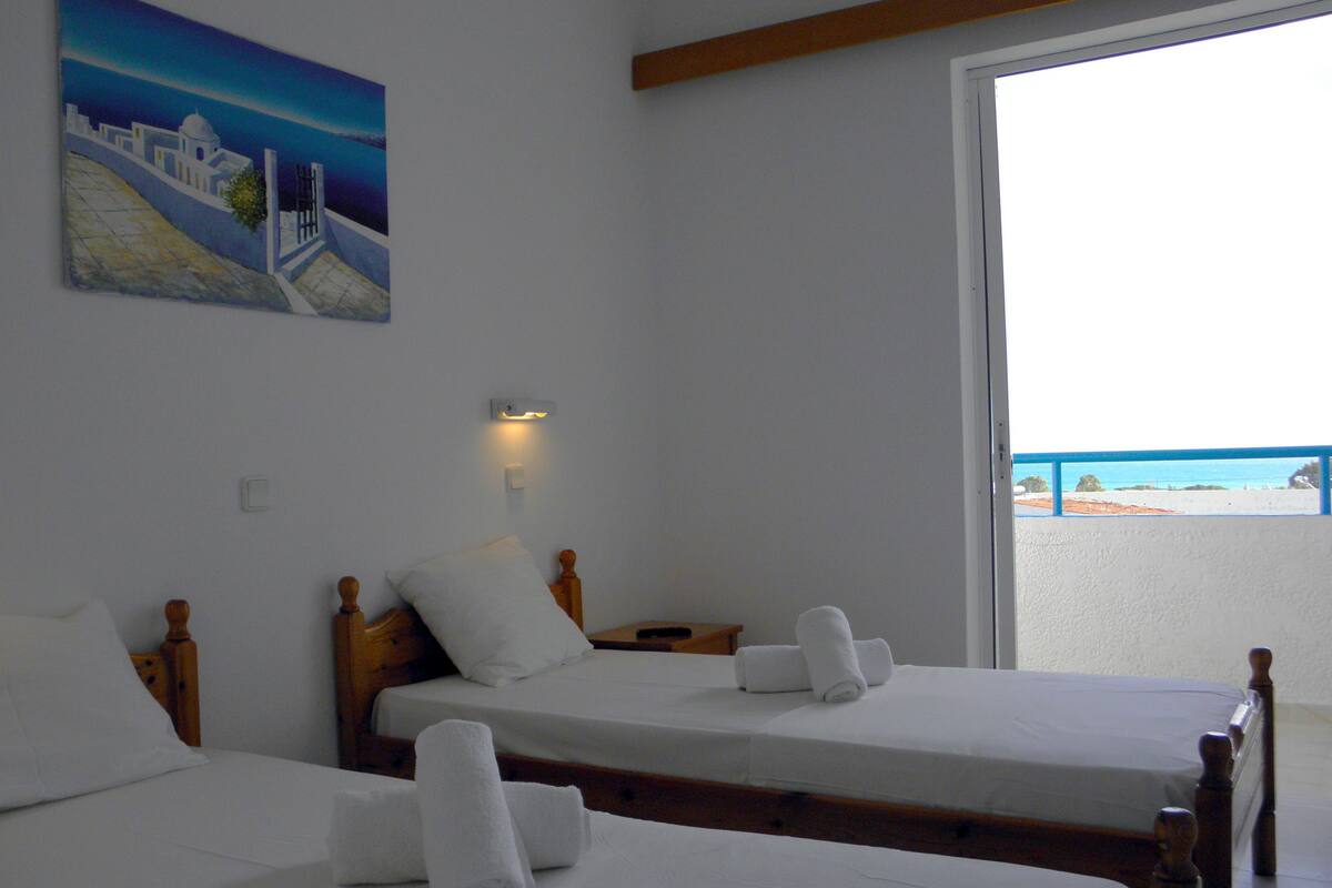 Blackout curtains, iron/ironing board, free cots/infant beds, free WiFi