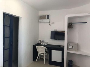 Interior - La Reserve Resort Hotel (Boracay Island)