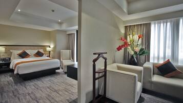 Minibar, in-room safe, desk, blackout drapes