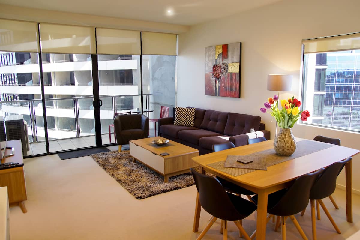 Two Bedroom One Bathroom Apartment | Living area