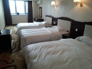 Business Triple Room | Internet berwayar percuma 