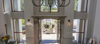 Villa Tuscana By Mantis