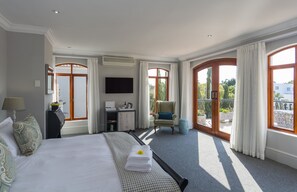 Premium bedding, minibar, in-room safe, free WiFi