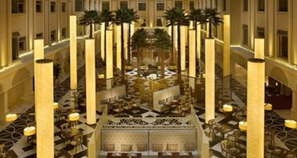 Wuhan Oriental Jianguo Hotel