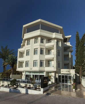 Front of property - Altes Hotel (Antalya)