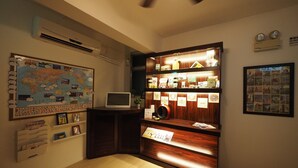 Unclassified image, 5 of 42, button - Panda's Hostel - Stylish (Kowloon)