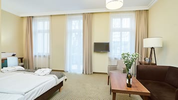 Superior Room, 1 Bedroom | Living area | LCD TV