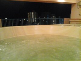 Free toiletries, hair dryer, bidet, towels