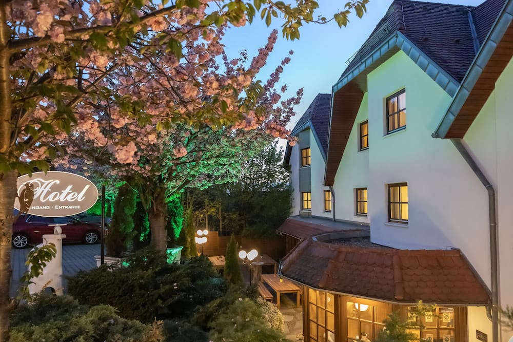 Hotel Restaurant Zum Reussenstein