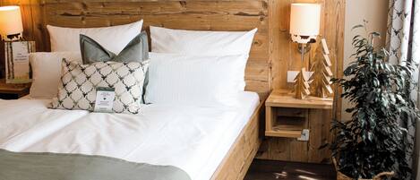 Habitación doble | Cortinas opacas, tabla de planchar con plancha, wifi gratis