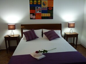 1 chambre, draps italiens Frette, fer et planche à repasser